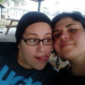 Meet your Posher, Caitlin